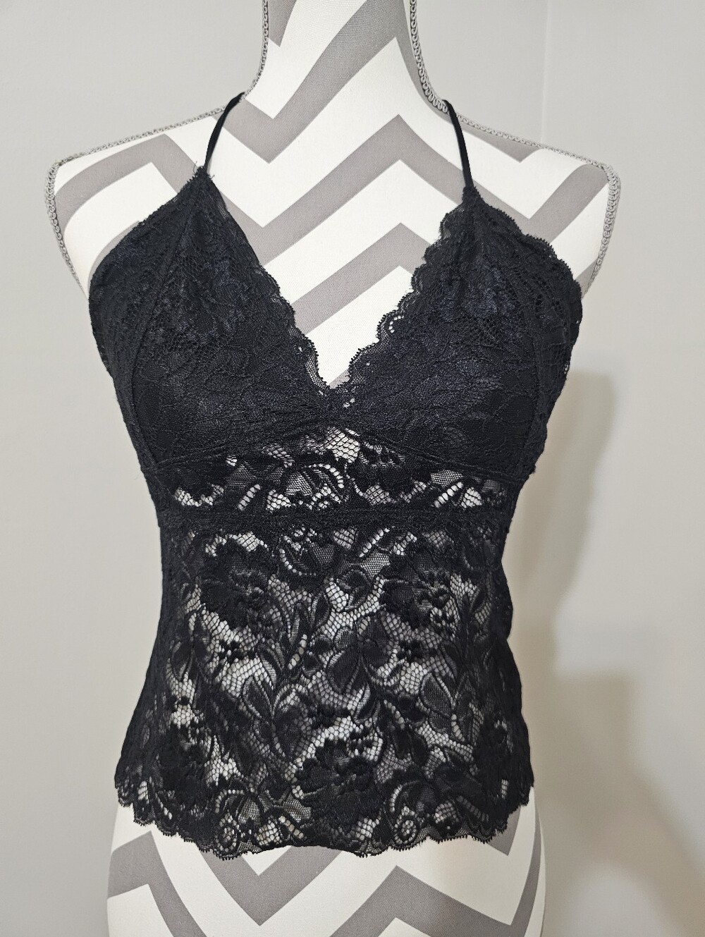 Black Lace Halter Cami Top